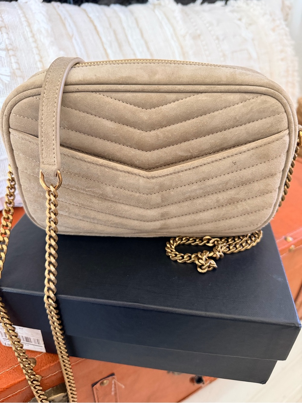 Brand new ✨Saint Laurent Beige Suede Lou Camera Bag with Gold Hardware - Picture 2 of 8